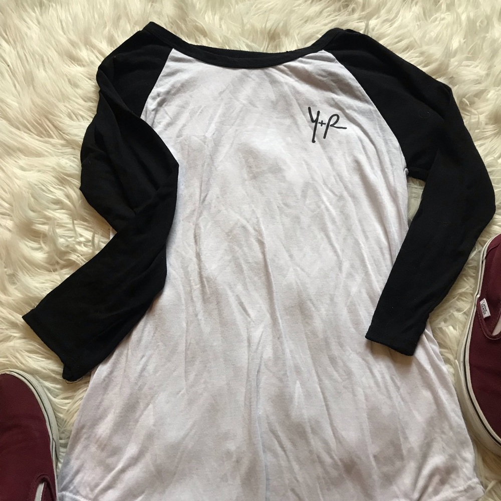 SMALL YOUNG AND RECKLESS TEE